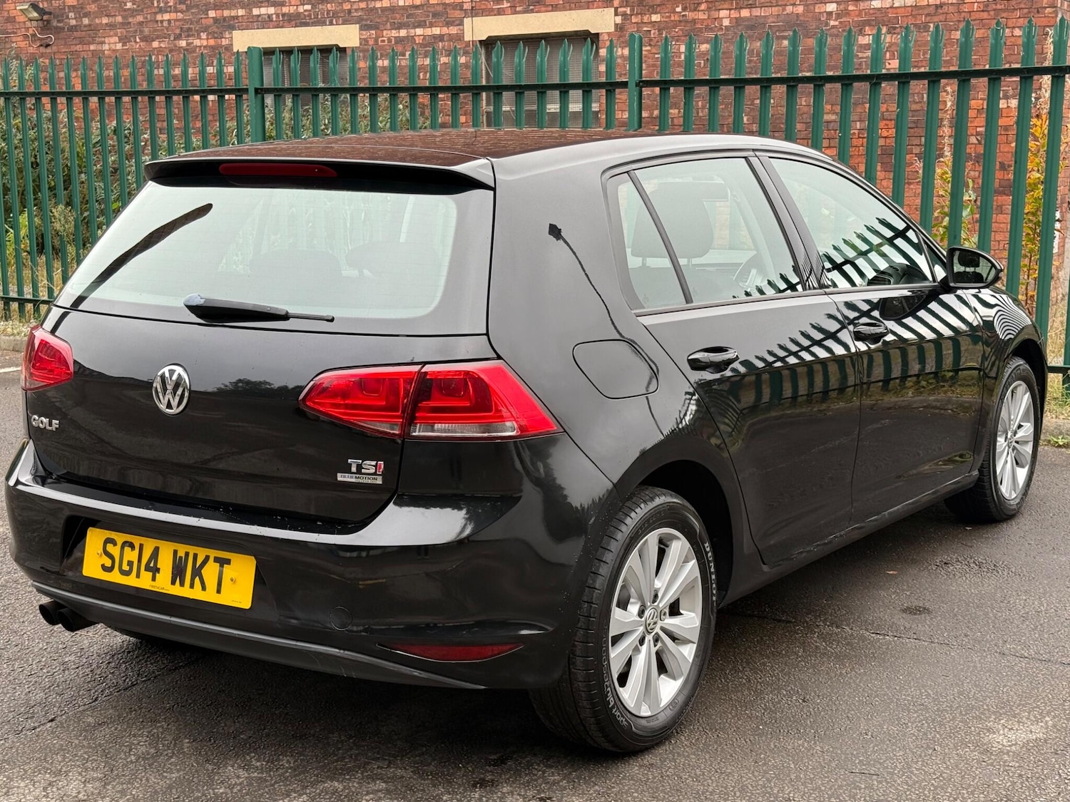 Used Volkswagen Golf 2014 for sale - 76433161: Photo 8