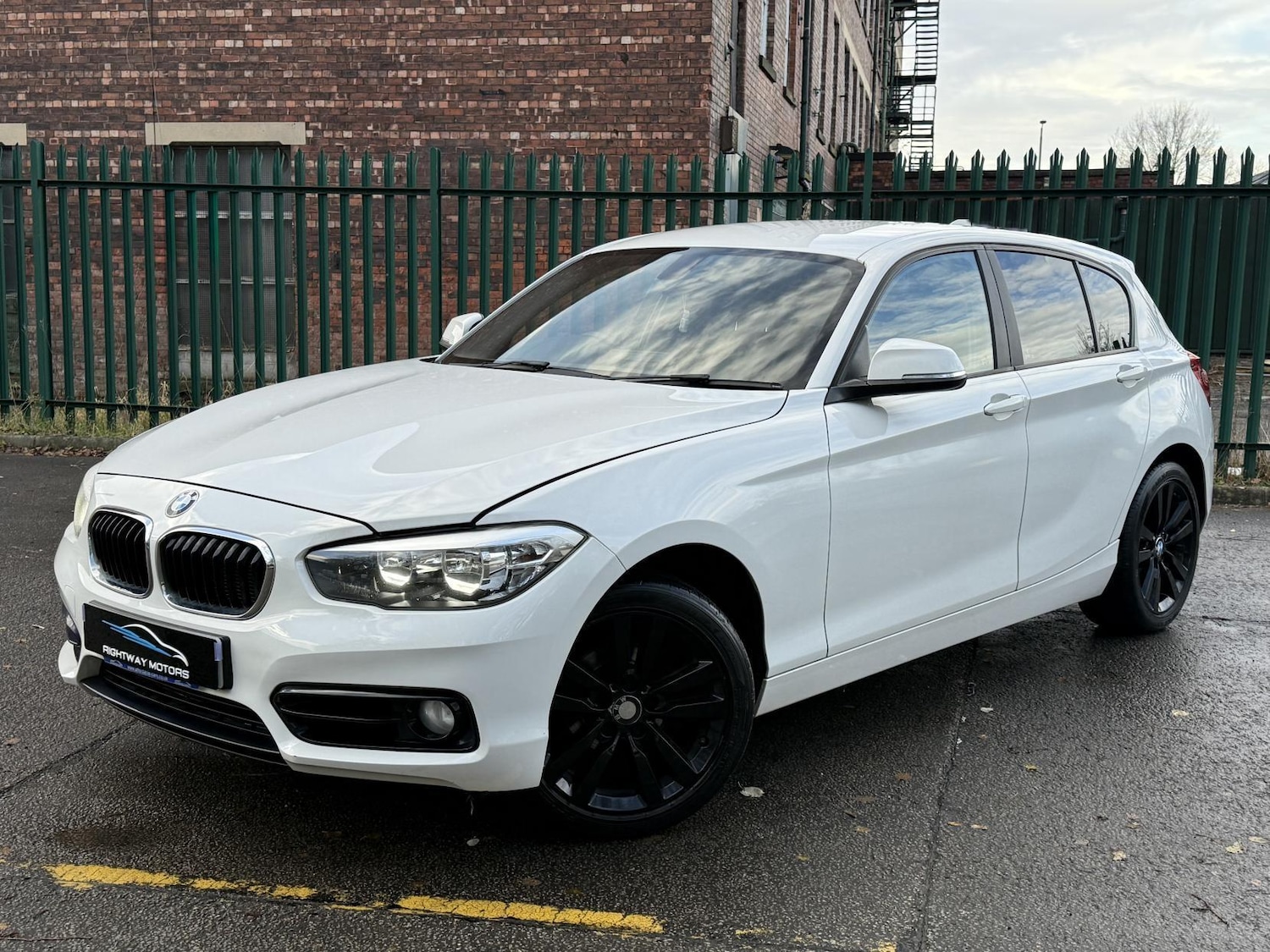 Used BMW 1 Series 2016 for sale - 76839612: Photo 1