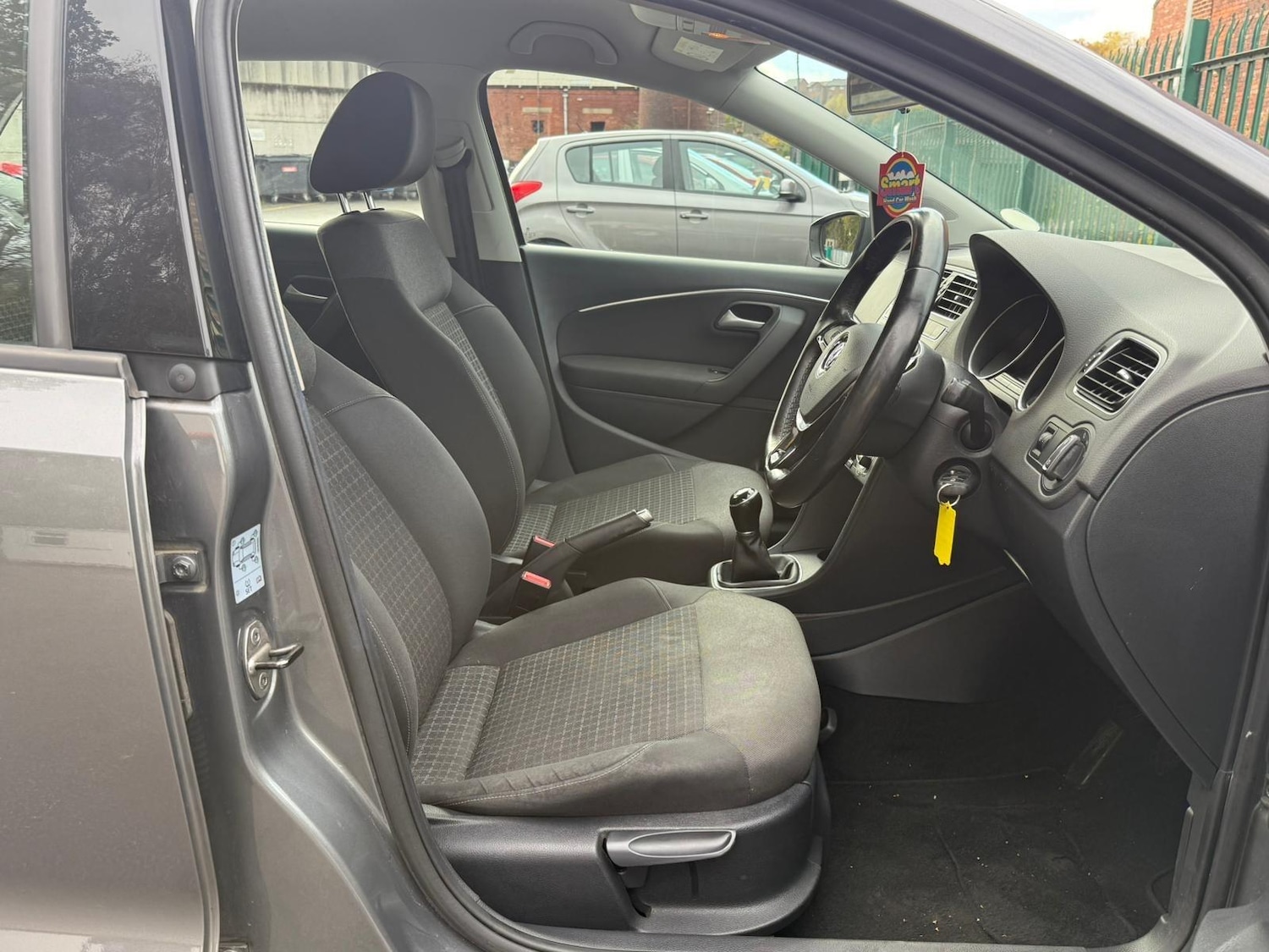 Used Volkswagen Polo 2015 for sale - 76473658: Photo 11