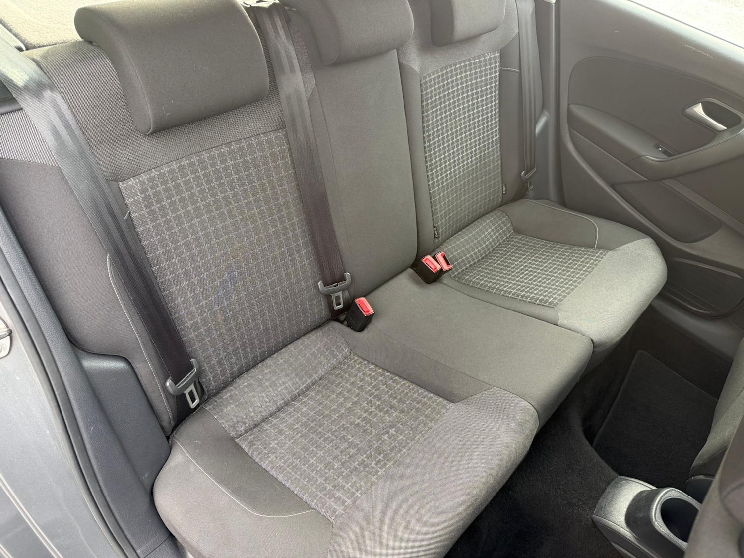 Used Volkswagen Polo 2015 for sale - 76473658: Photo 13