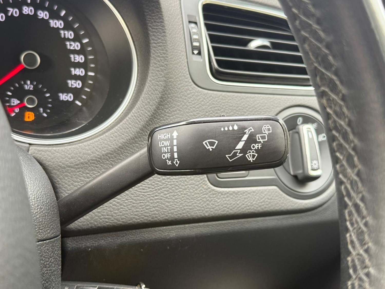 Used Volkswagen Polo 2015 for sale - 76473658: Photo 16