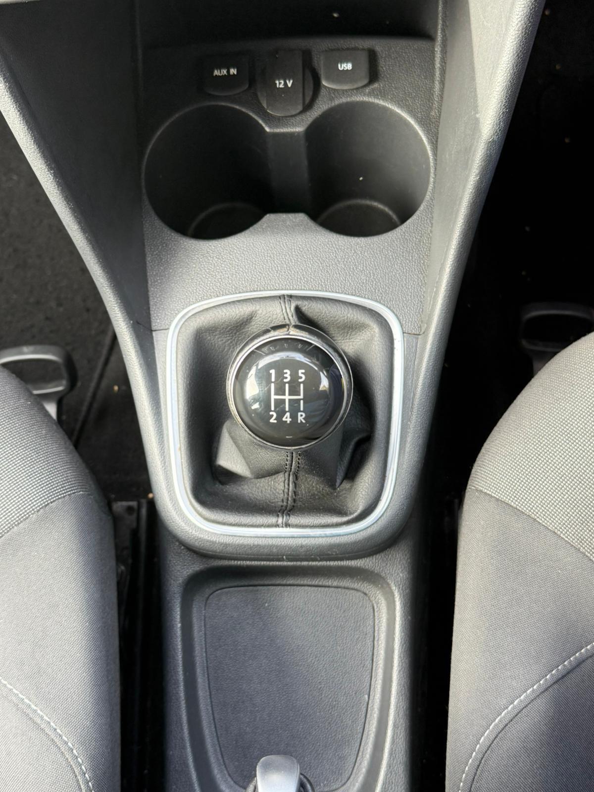 Used Volkswagen Polo 2015 for sale - 76473658: Photo 17