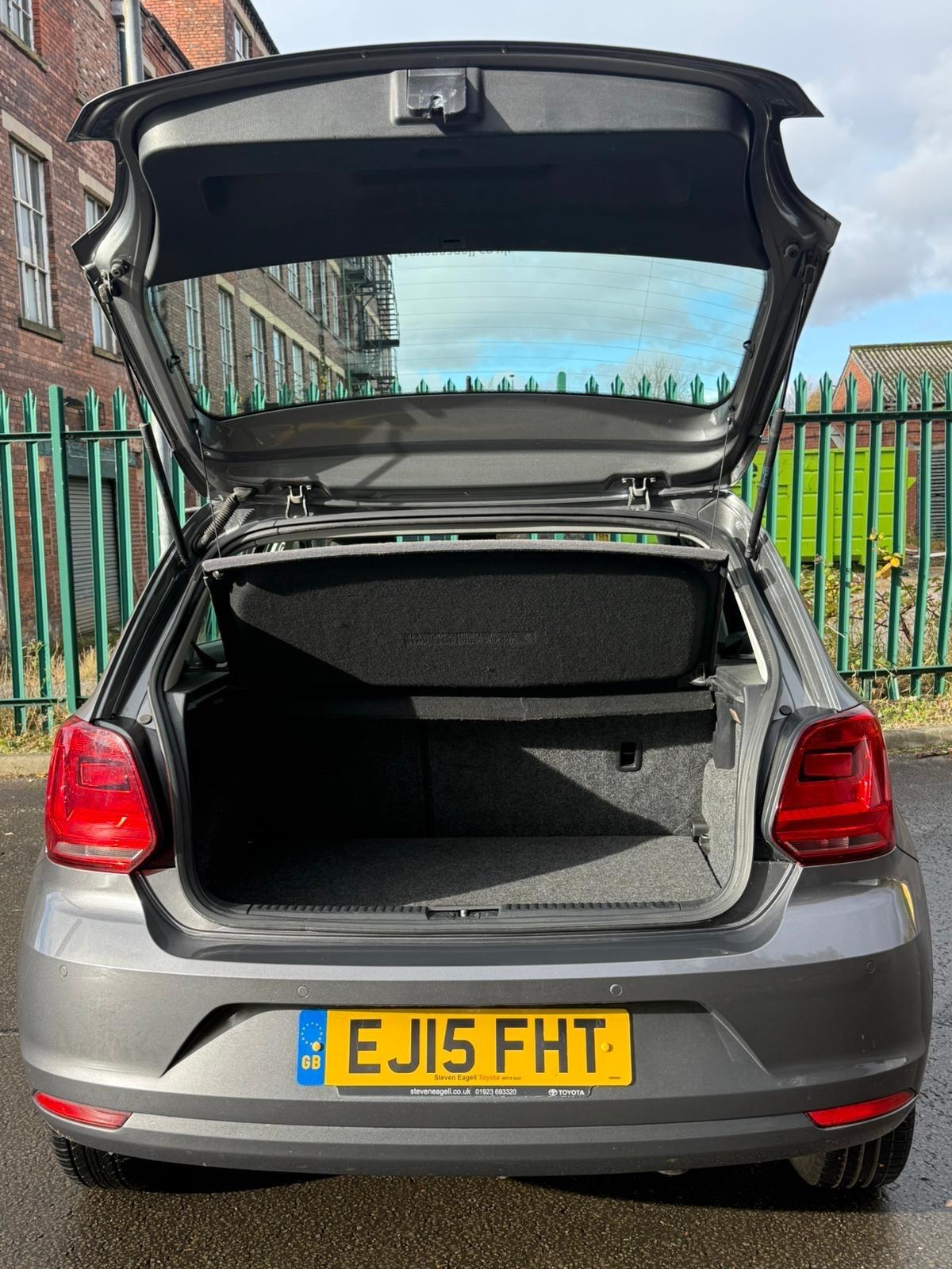 Used Volkswagen Polo 2015 for sale - 76473658: Photo 23