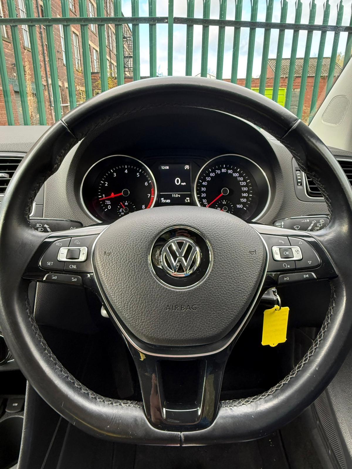 Used Volkswagen Polo 2015 for sale - 76473658: Photo 24
