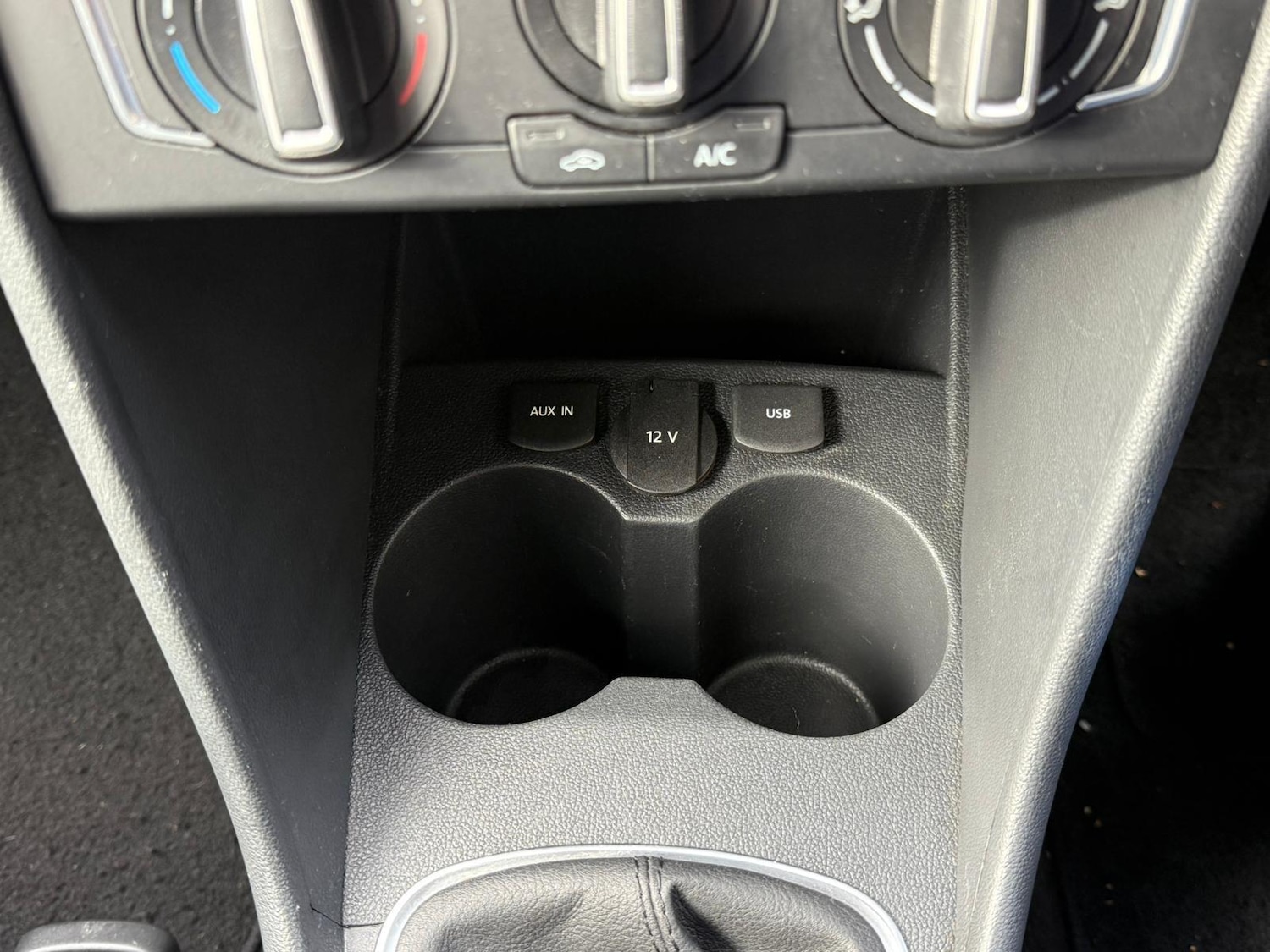 Used Volkswagen Polo 2015 for sale - 76473658: Photo 29