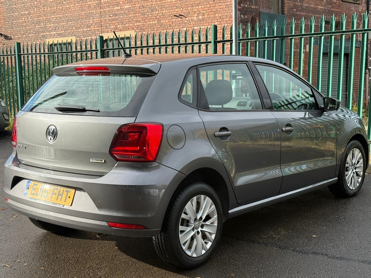 Used Volkswagen Polo 2015 for sale - 76473658: Photo 8