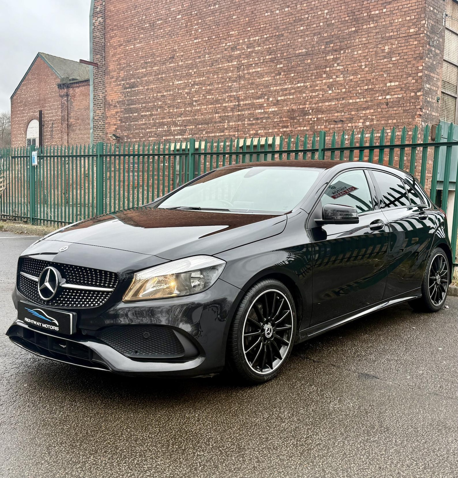 Used Mercedes-Benz A-Class 2017 for sale - 77611830: Photo 5