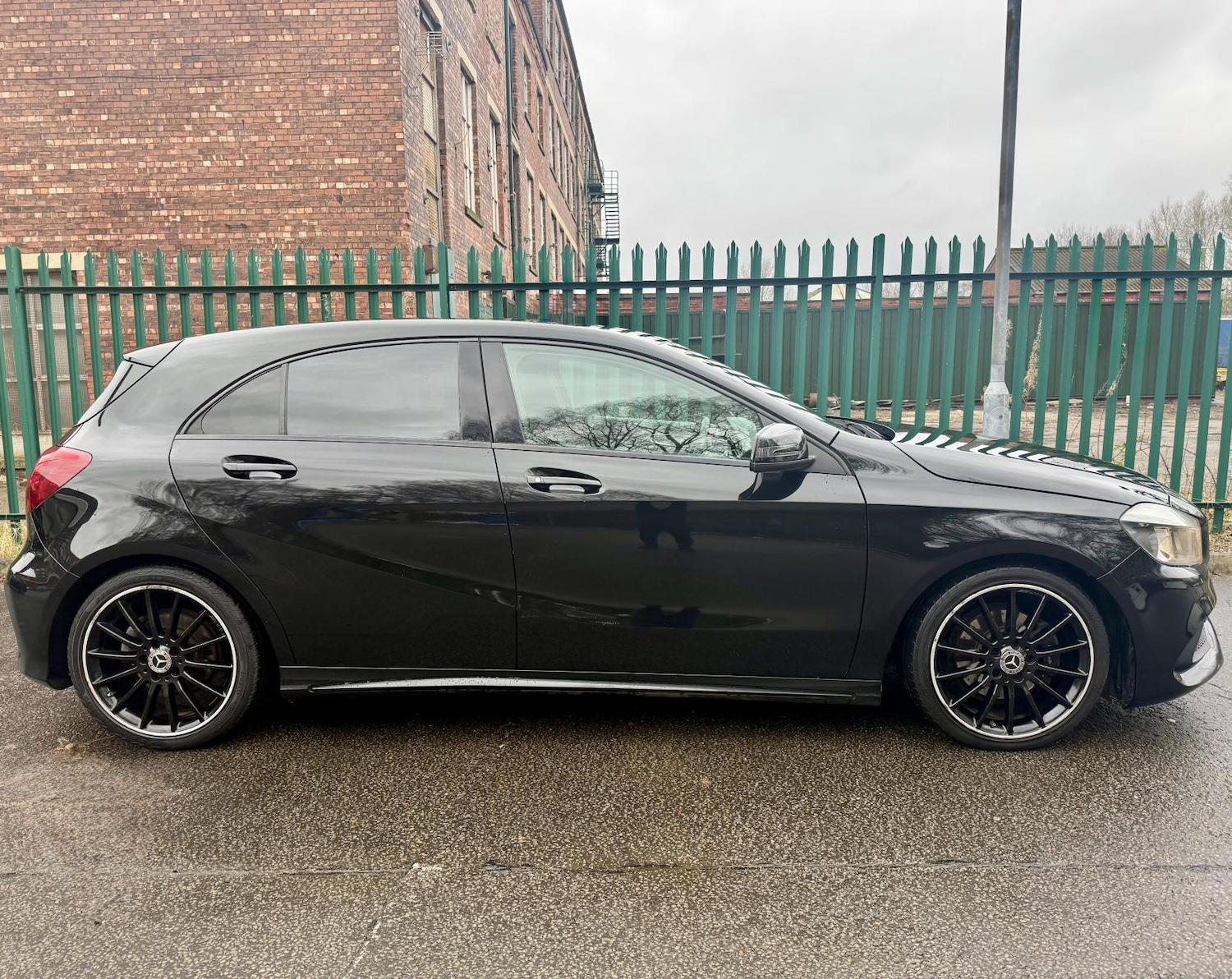 Used Mercedes-Benz A-Class 2017 for sale - 77611830: Photo 8