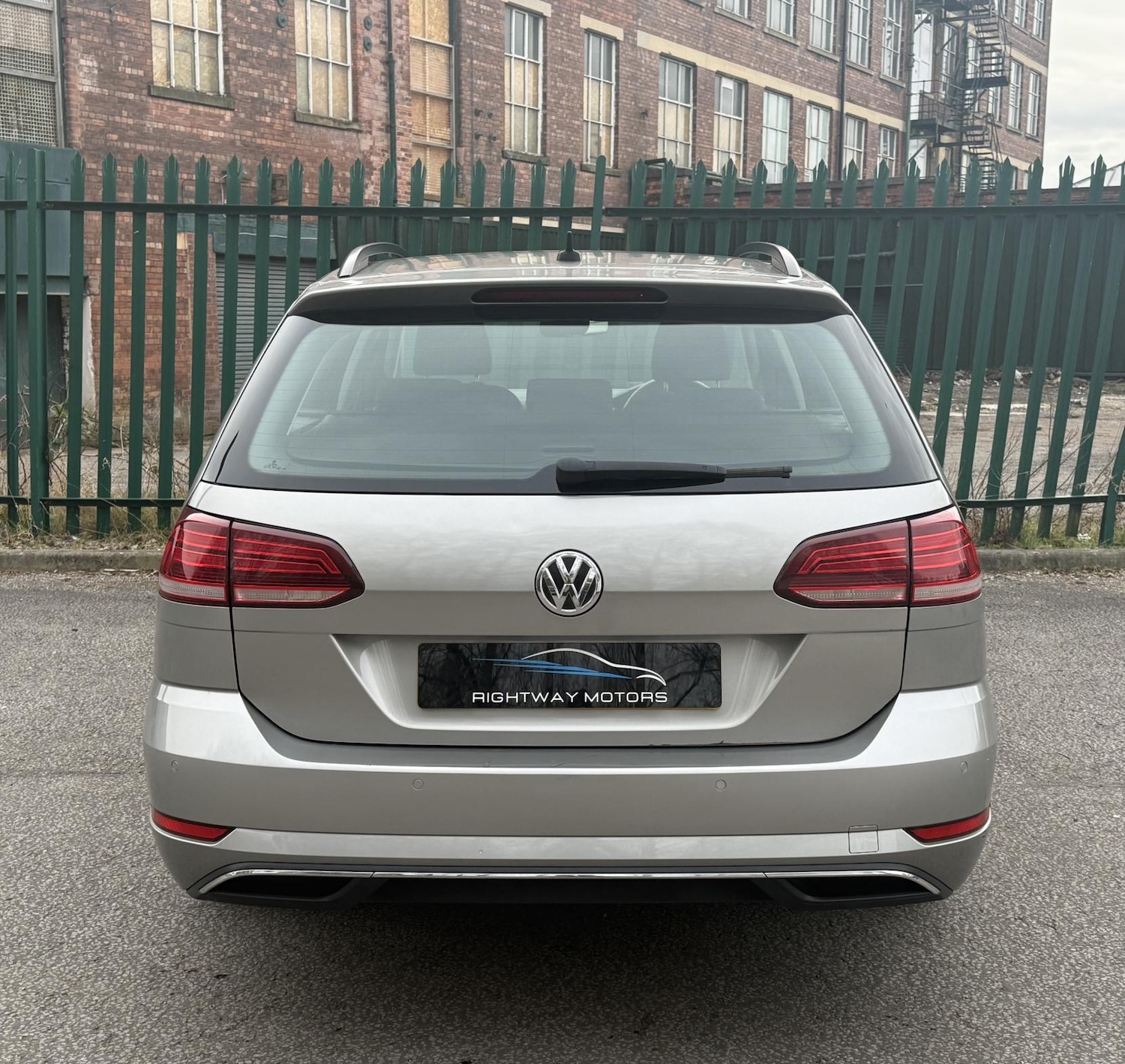 Used Volkswagen Golf for sale - 77993975: Photo 10