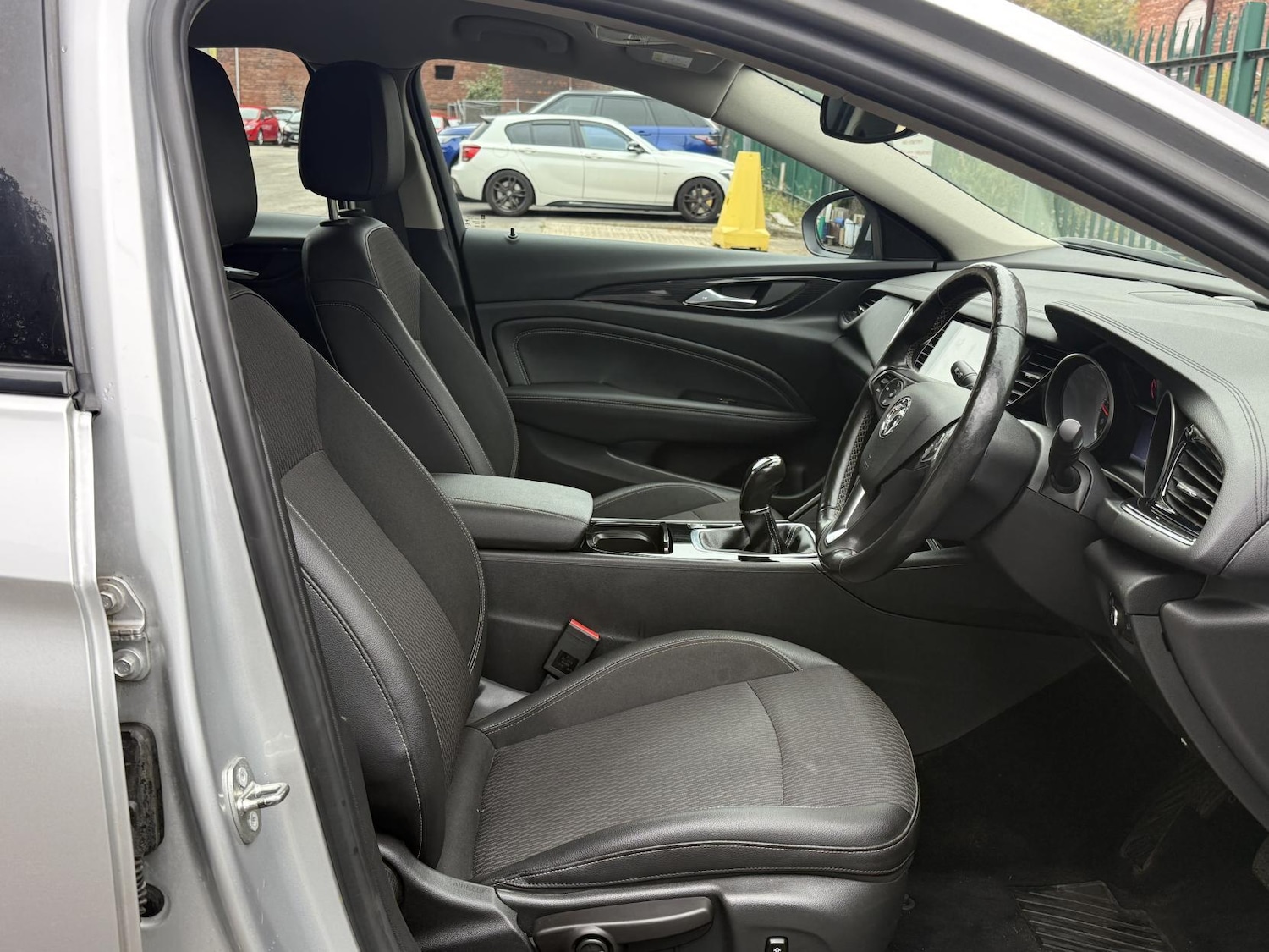 Used Vauxhall Insignia 2017 for sale - 76432045: Photo 12