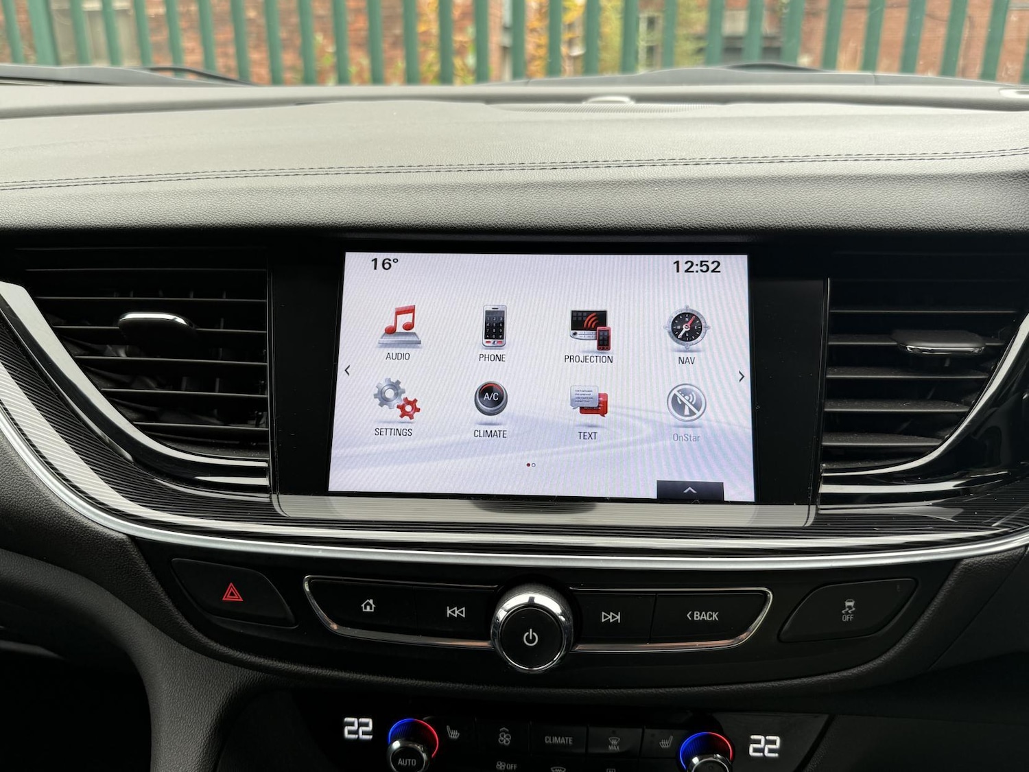 Used Vauxhall Insignia 2017 for sale - 76432045: Photo 26