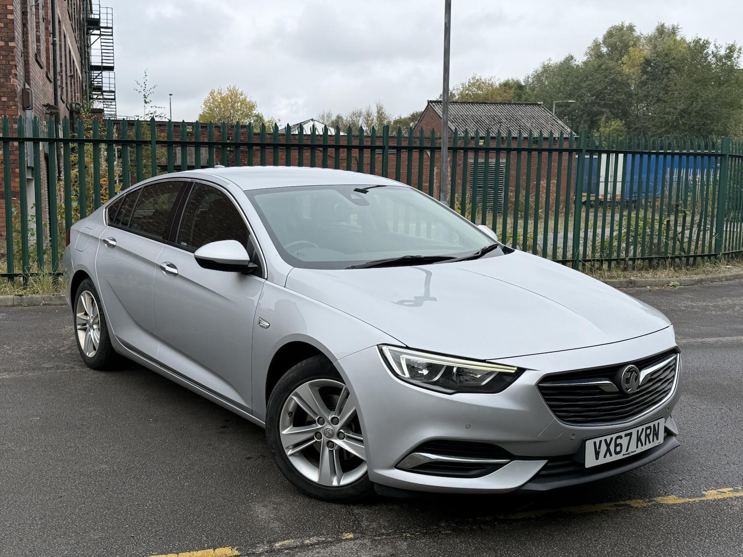 Used Vauxhall Insignia 2017 for sale - 76432045: Photo 4