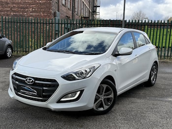 Used Hyundai i30 2016 for sale - 76521508: Photo