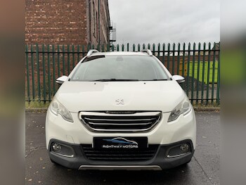 Used Peugeot 2008 2015 for sale - 76432297: Photo