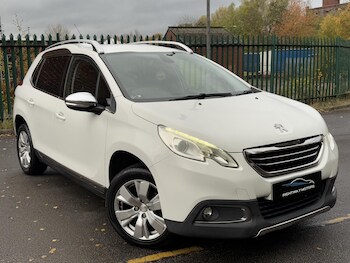Used Peugeot 2008 2015 for sale - 76432297: Photo