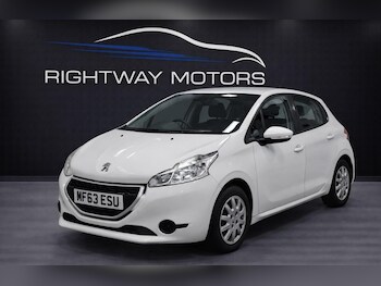 Used Peugeot 208 2013 for sale - 77237707: Photo