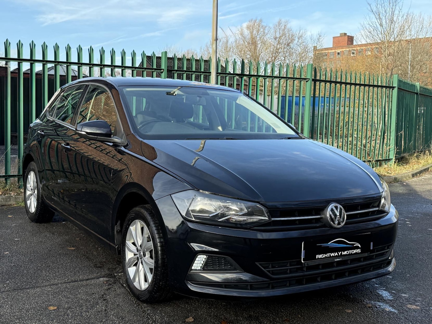 Used Volkswagen Polo 2018 for sale - 76913512: Photo 5