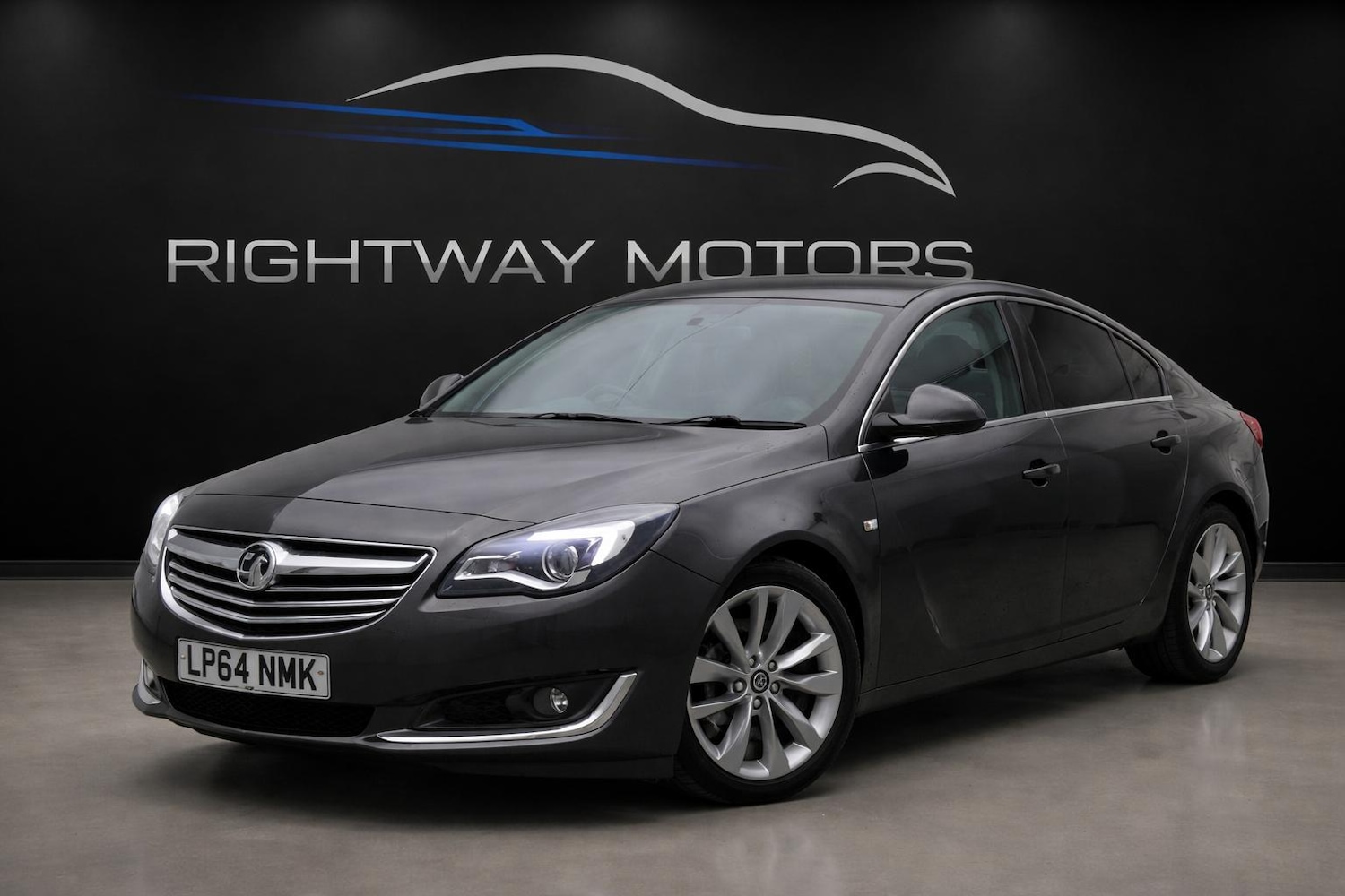 Used Vauxhall Insignia 2015 for sale - 76964552: Photo 1