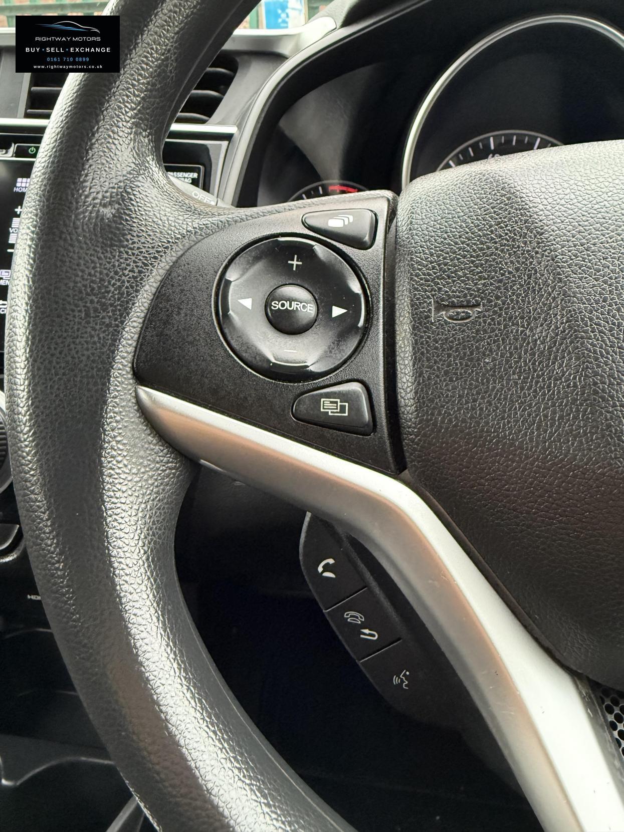 Used Honda Jazz 2018 for sale - 76473241: Photo 24