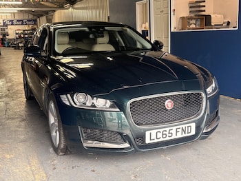 Used Jaguar XF 2016 for sale - 78842159: Photo