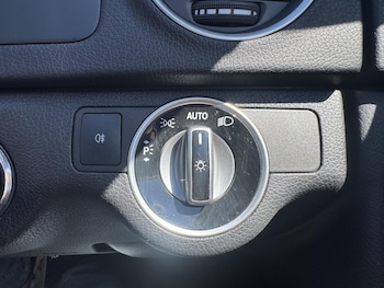 Used Mercedes-Benz C Class 2013 for sale - 78929584: Photo
