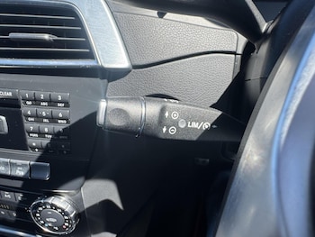 Used Mercedes-Benz C Class 2013 for sale - 78929584: Photo