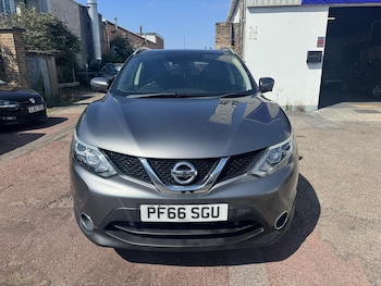 Used Nissan Qashqai 2016 for sale - 79102228: Photo