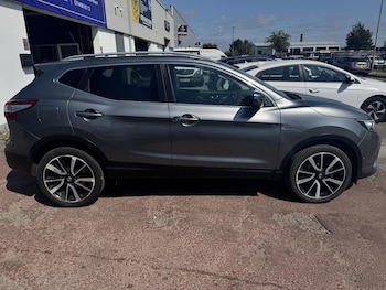 Used Nissan Qashqai 2016 for sale - 79102228: Photo