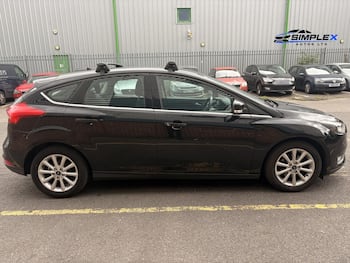Used Ford Focus 2017 for sale - 79828438: Photo