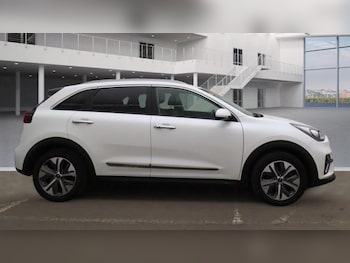 Used Kia Niro 2020 for sale - 78442801: Photo