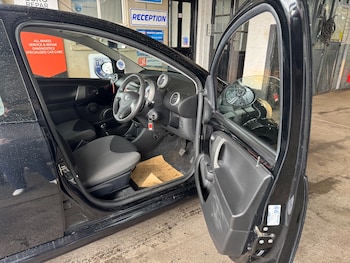 Used Toyota AYGO 2013 for sale - 77489975: Photo