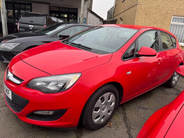 Used Vauxhall Astra 2013 for sale - 74989987: Photo 1