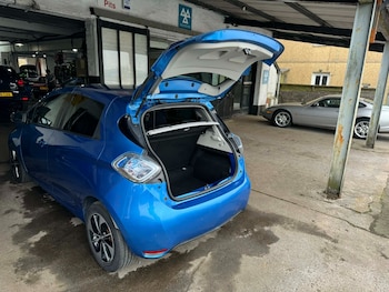 Used Renault Zoe 2019 for sale - 77997564: Photo