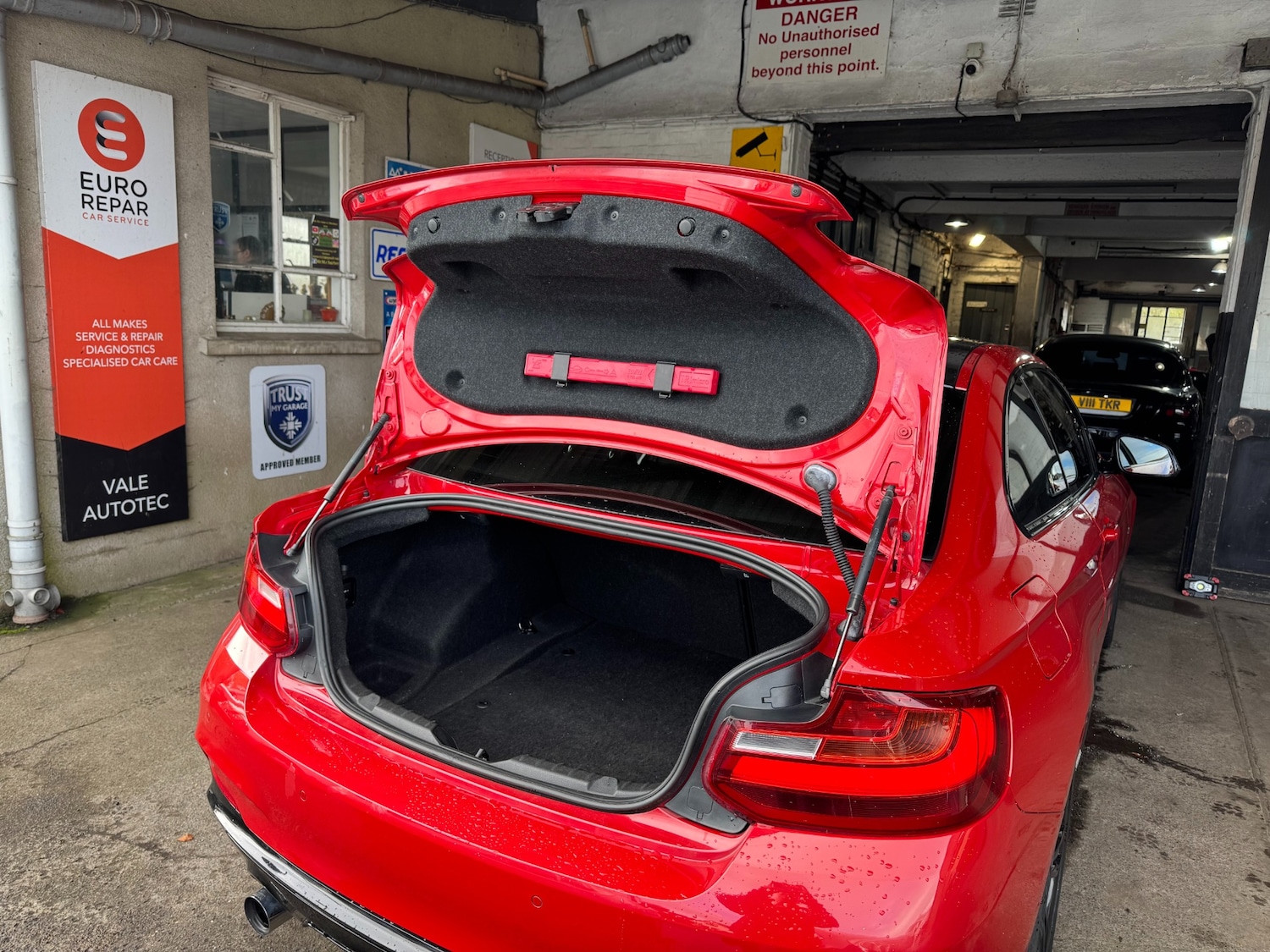 Used BMW 2 Series 2014 for sale - 76957607: Photo 8