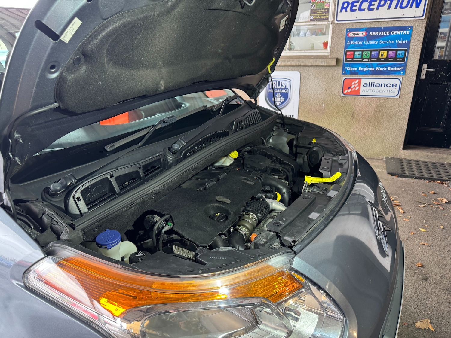 Used Citroen C3 Picasso 2011 for sale - 76319784: Photo 14