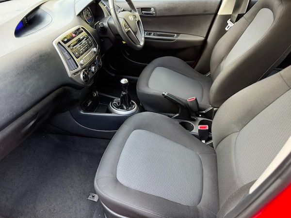 Used Hyundai i20 2013 for sale - 76207504: Photo 10