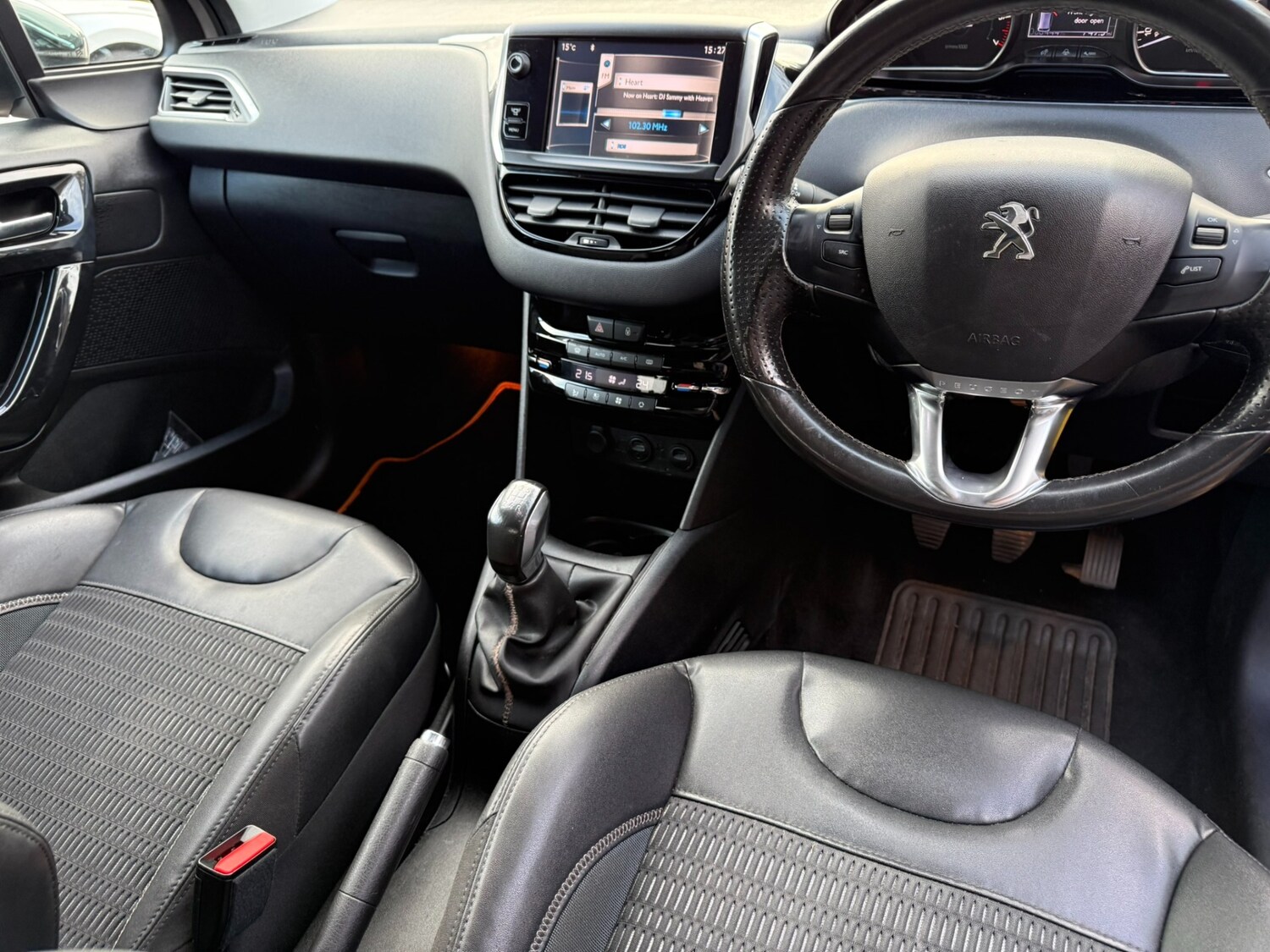 Used Peugeot 208 2013 for sale - 76553926: Photo 11