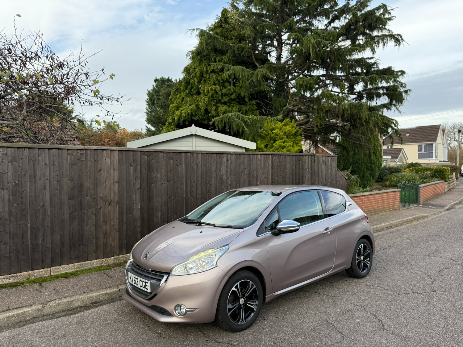 Used Peugeot 208 2013 for sale - 76553926: Photo 8