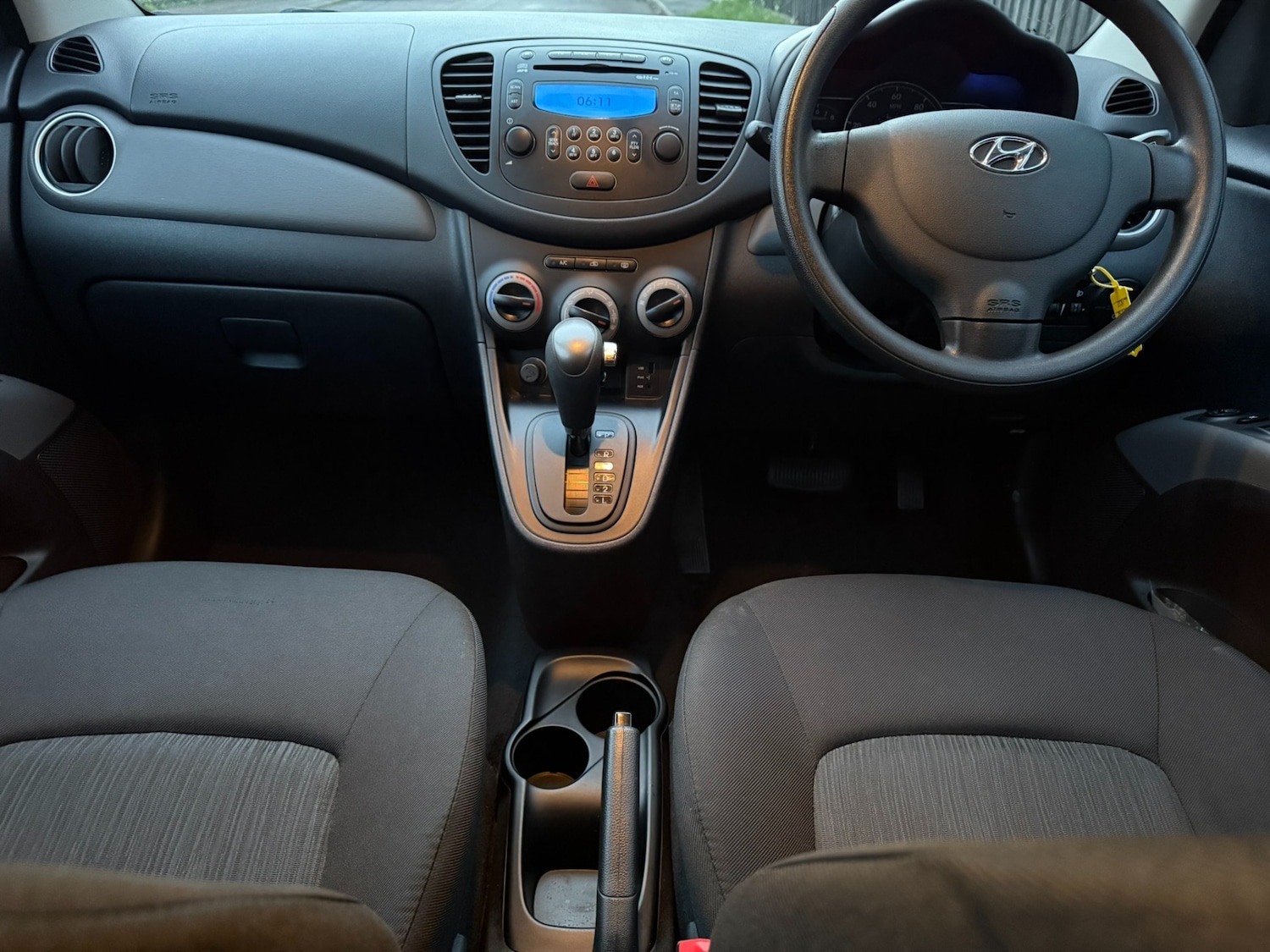 Used Hyundai i10 2012 for sale - 77228194: Photo 11
