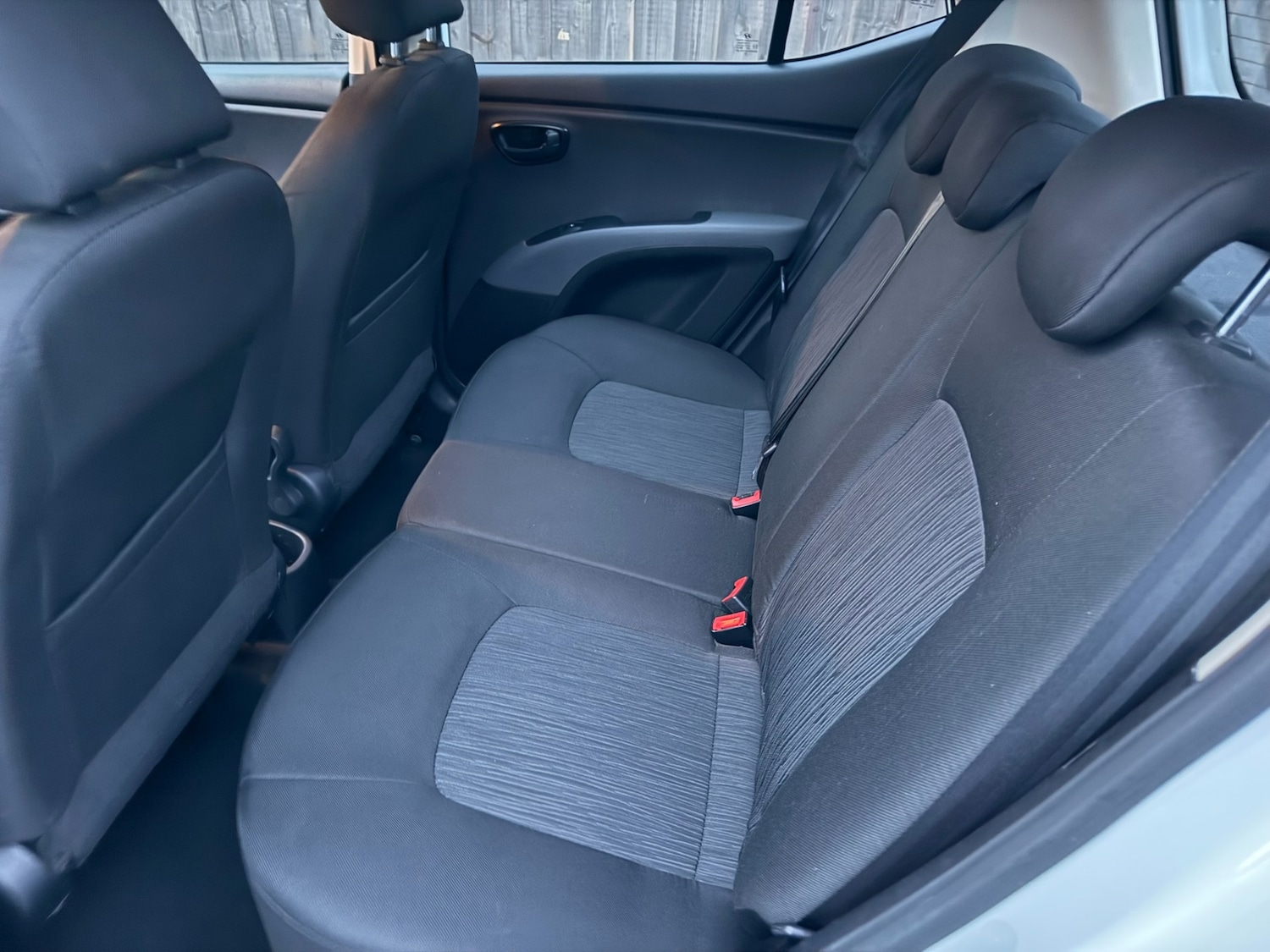 Used Hyundai i10 2012 for sale - 77228194: Photo 12