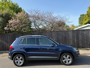 Used Volkswagen Tiguan 2011 for sale - 78353263: Photo