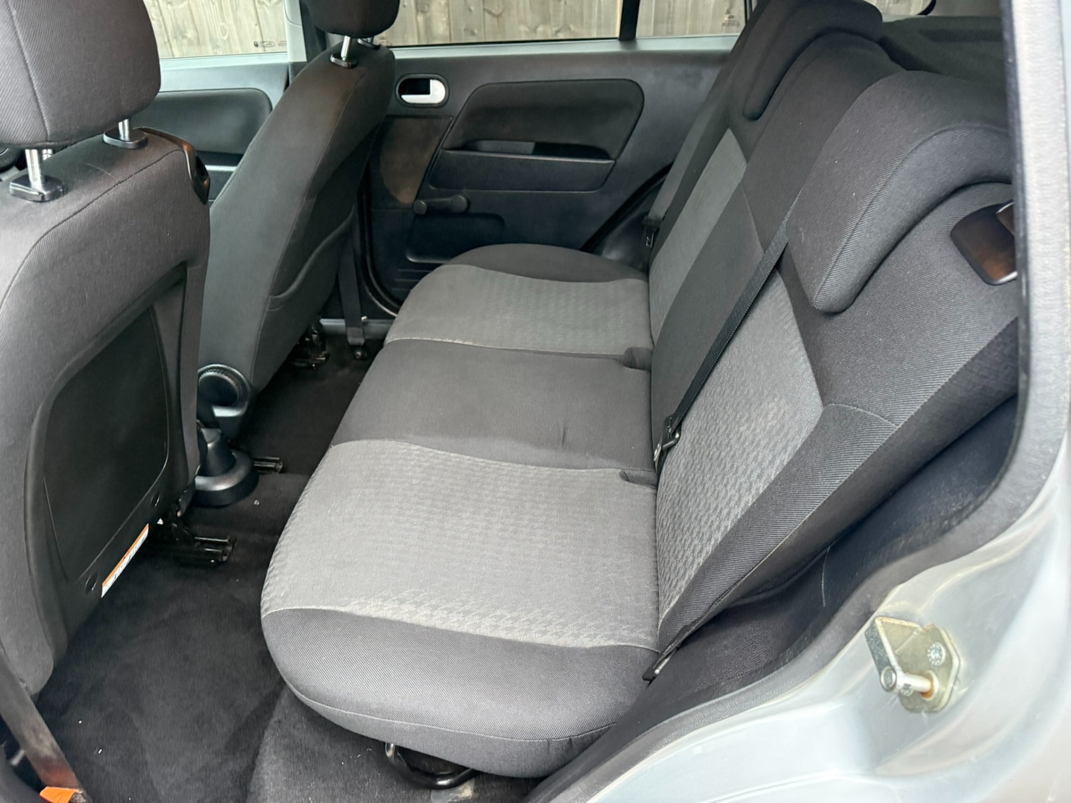 Used Ford Fusion 2005 for sale - 76947037: Photo 12