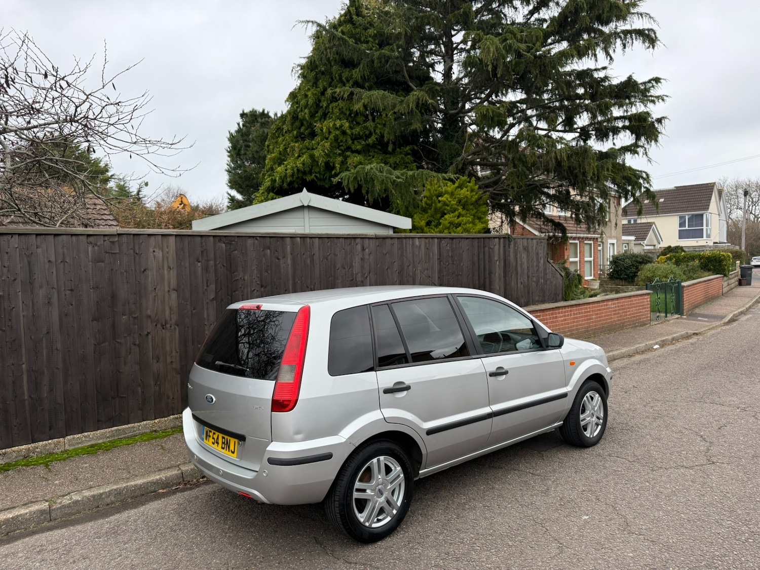 Used Ford Fusion 2005 for sale - 76947037: Photo 3