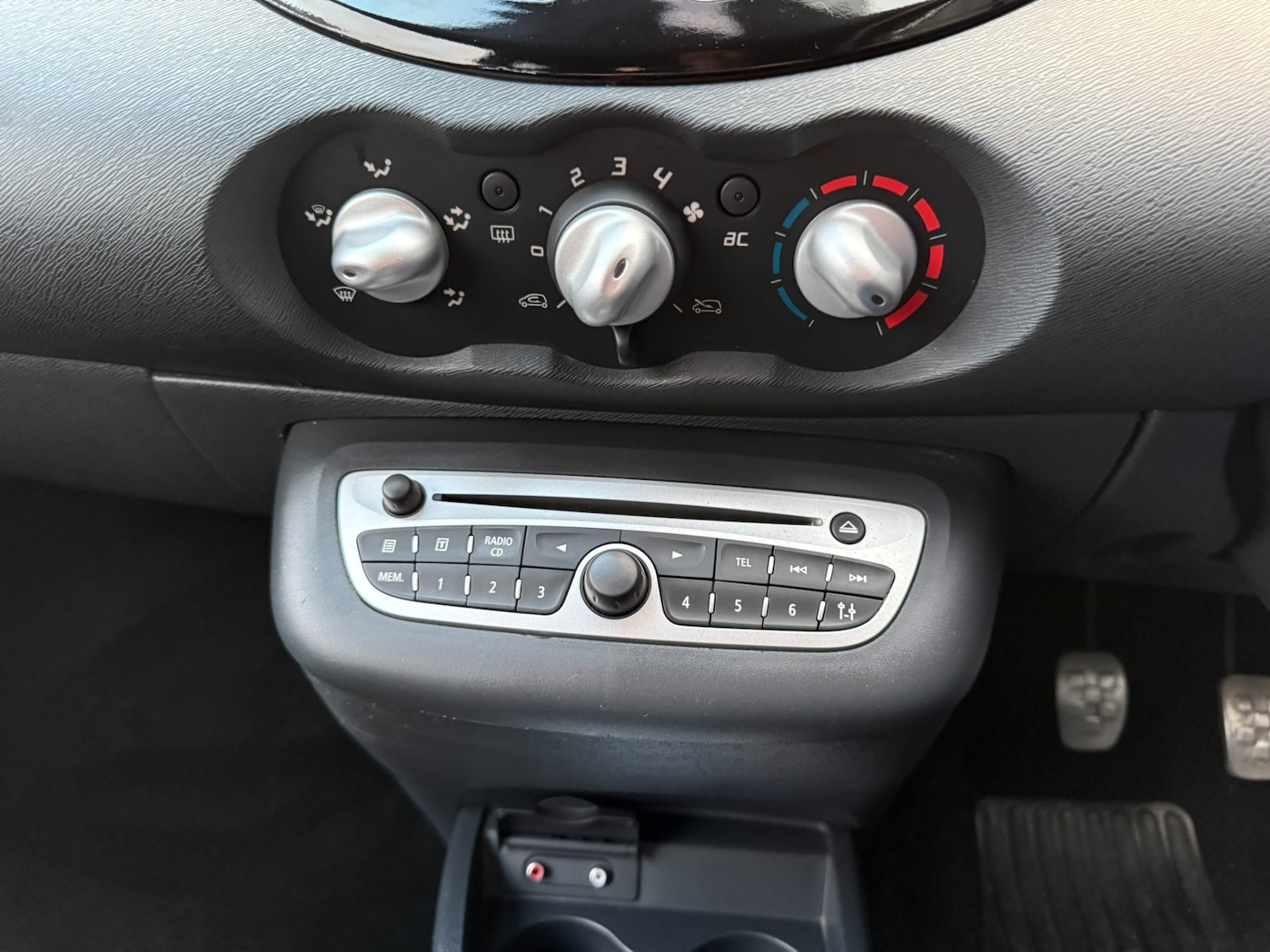 Used Renault Twingo 2011 for sale - 77172709: Photo 14