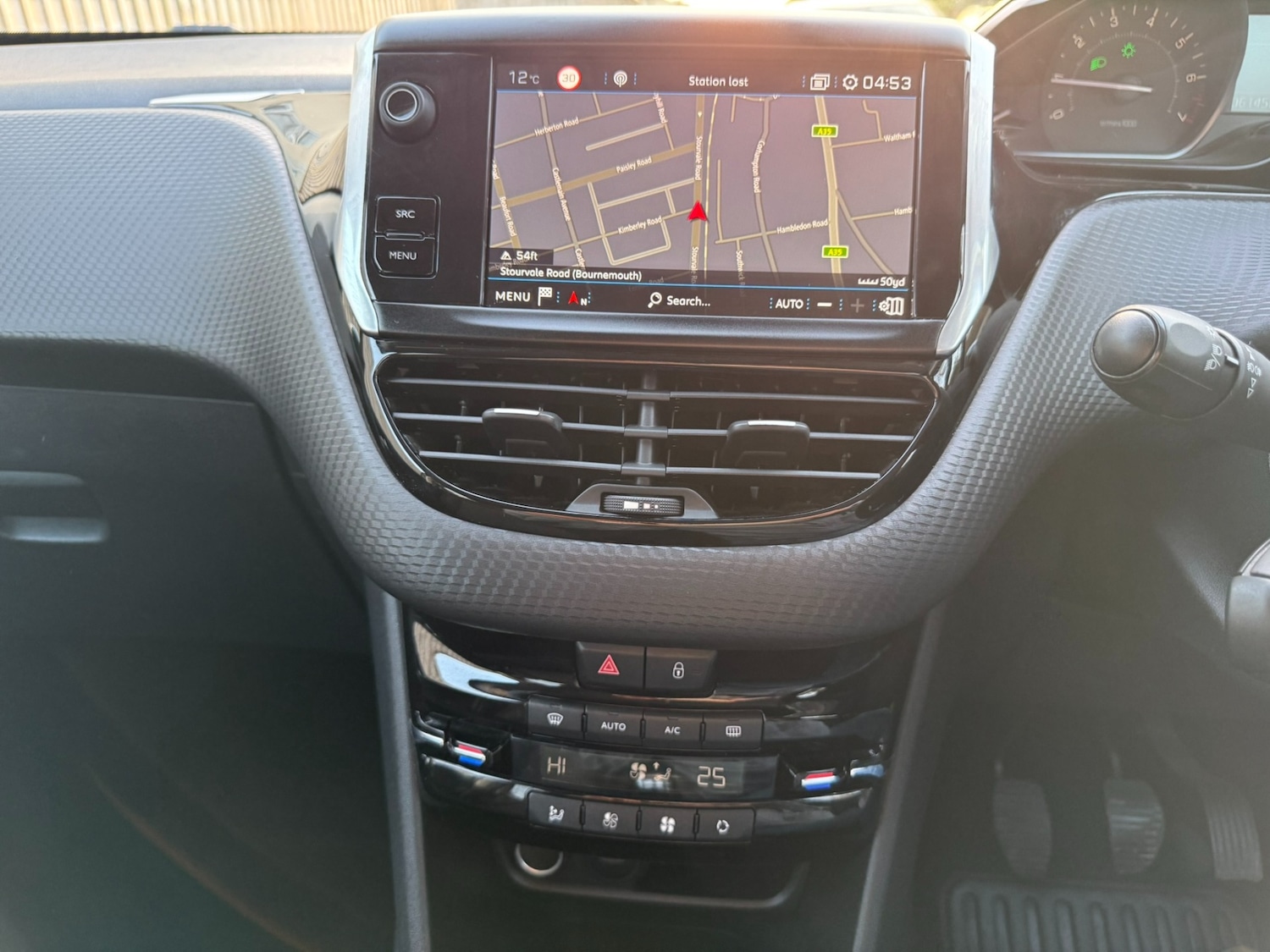 Used Peugeot 208 2019 for sale - 77676402: Photo 14