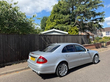 Used Mercedes-Benz E Class 2009 for sale - 79340798: Photo