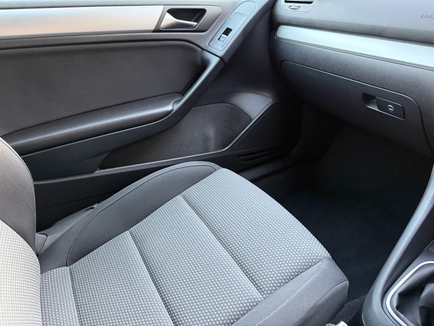 Used Volkswagen Golf 2011 for sale - 77071194: Photo 12