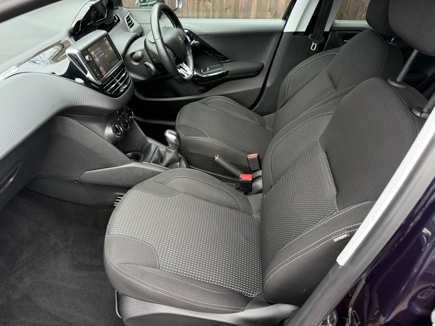 Used Peugeot 208 2016 for sale - 77688251: Photo 10