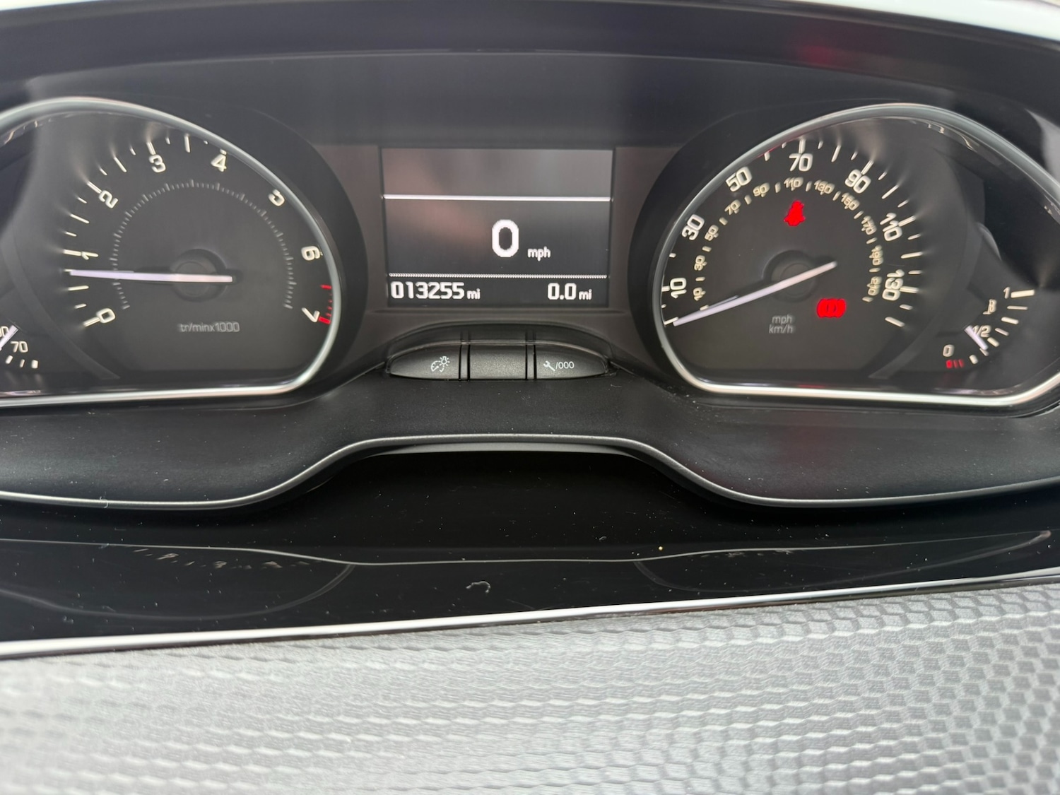 Used Peugeot 208 2016 for sale - 77688251: Photo 13