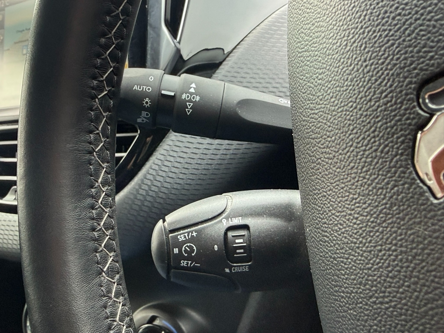 Used Peugeot 208 2016 for sale - 77688251: Photo 19